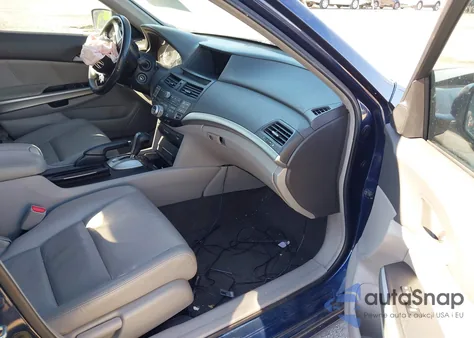 2009 Honda Accord 2.4 Ex-L z USA, uszkodzony, nr VIN 1HGCP26899A165345